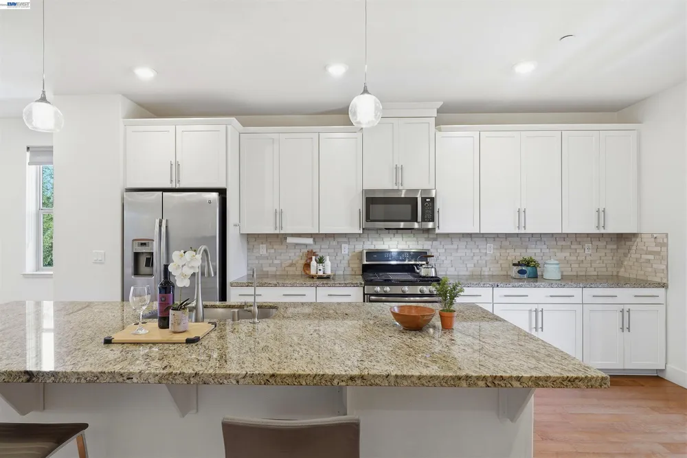 3062 Threecastles Way, Dublin, CA 94568