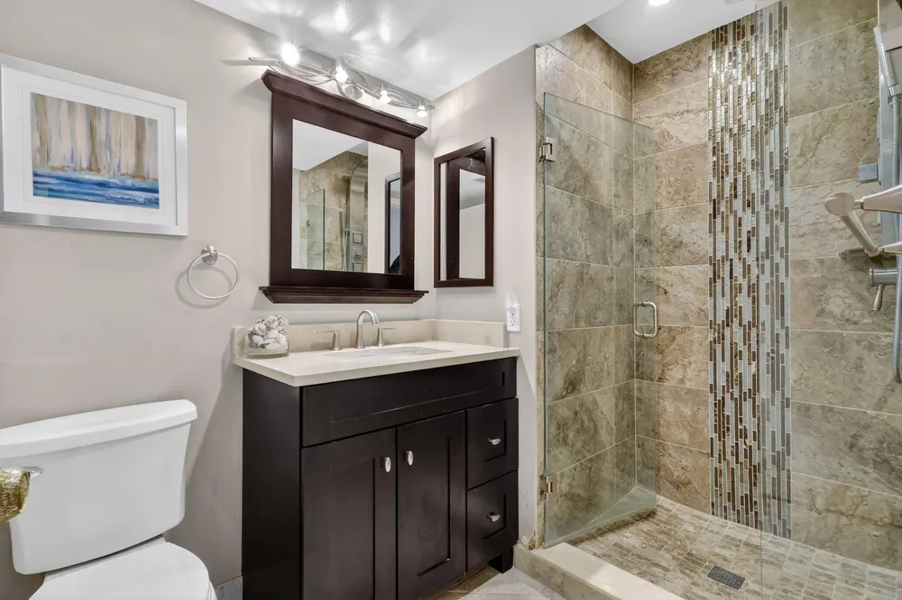 41 Stratford Ln W, Boynton Beach, FL 33436