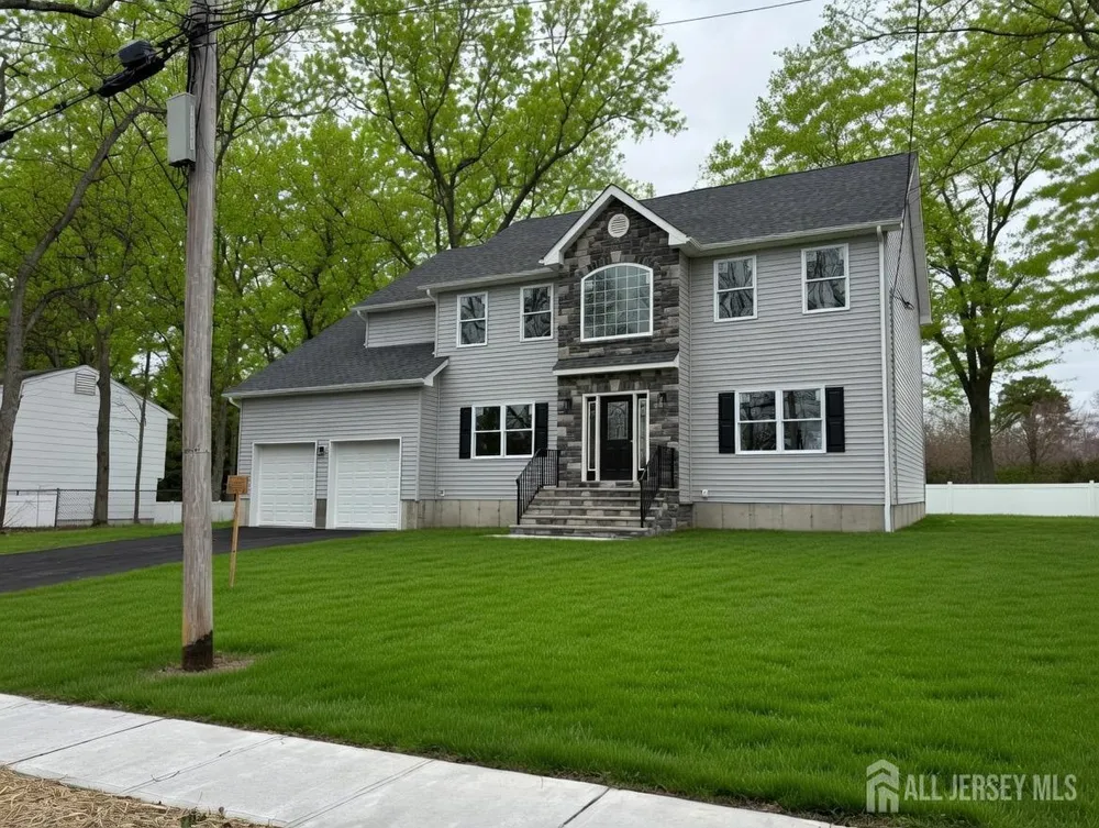 40 Avenue I, Monroe, NJ 08831