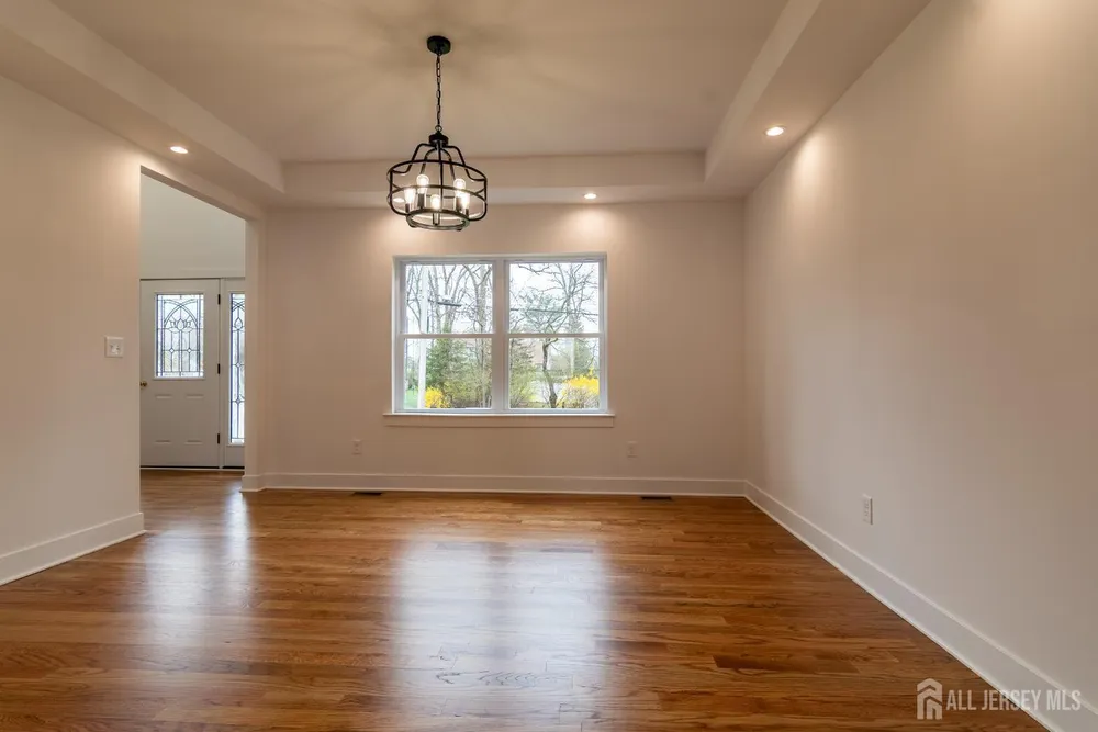 40 Avenue I, Monroe, NJ 08831