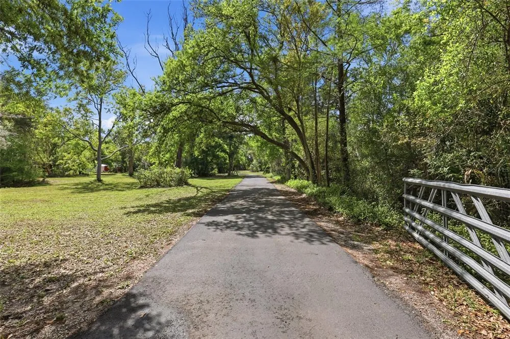7336 Curlew St, Sarasota, FL 34241