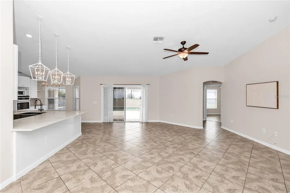 104 Sanderling Dr, Winter Haven, FL 33881