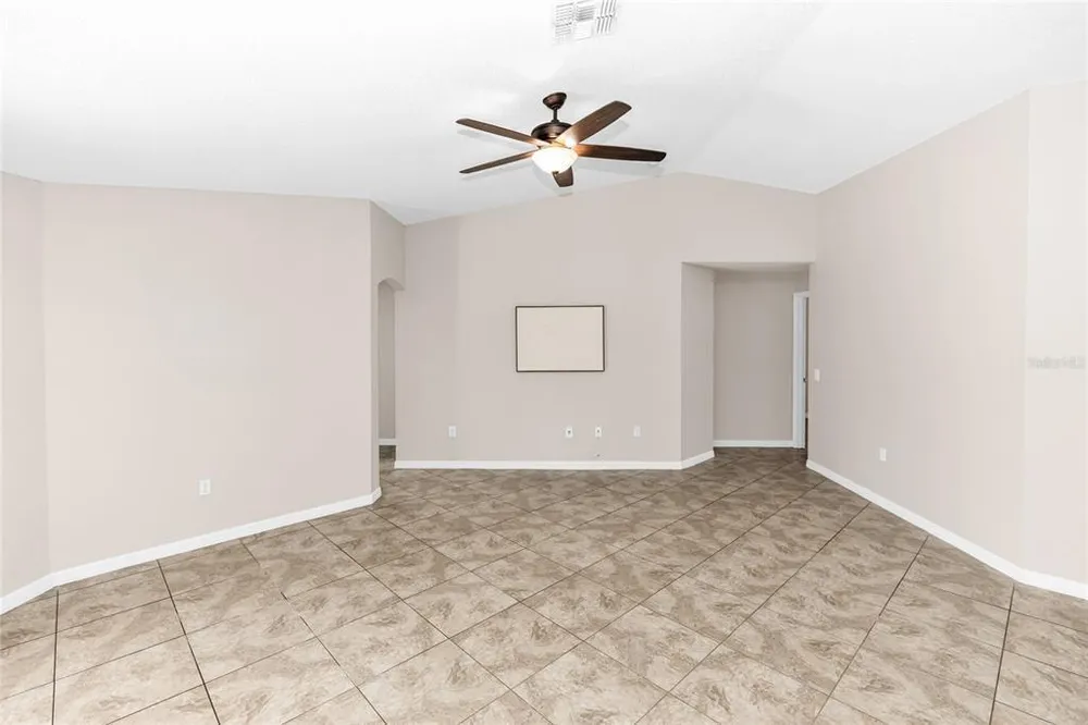 104 Sanderling Dr, Winter Haven, FL 33881
