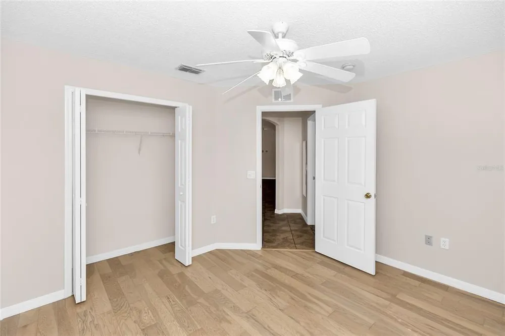 104 Sanderling Dr, Winter Haven, FL 33881