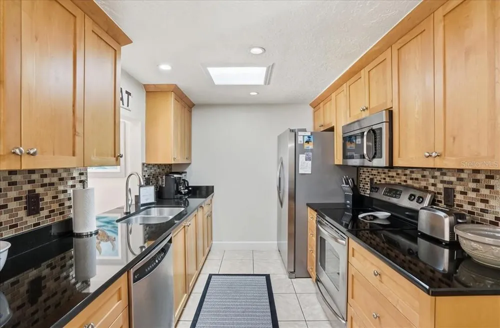 1129 Riviera St, Venice, FL 34285