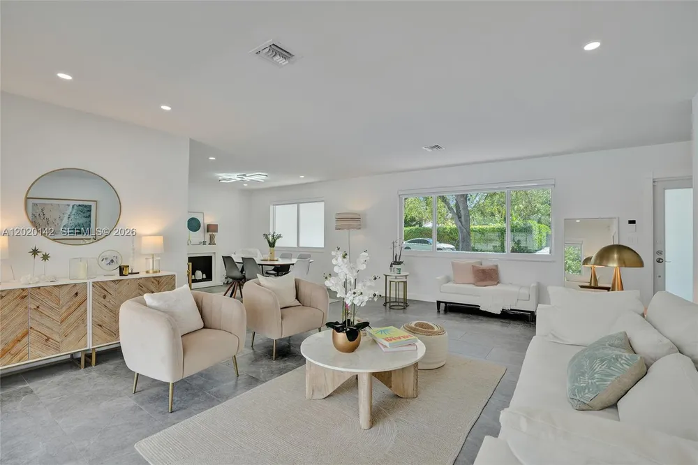 13820 SW 73rd Ave, Palmetto Bay, FL 33158