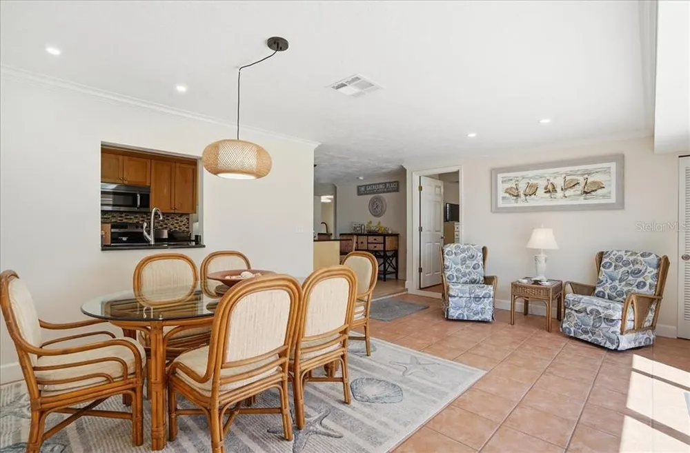 1129 Riviera St, Venice, FL 34285