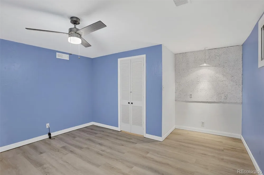 6199 Independence St, Arvada, CO 80004