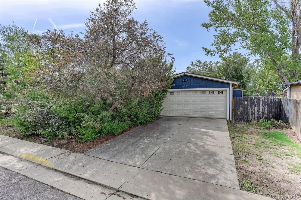 6199 Independence St, Arvada, CO 80004