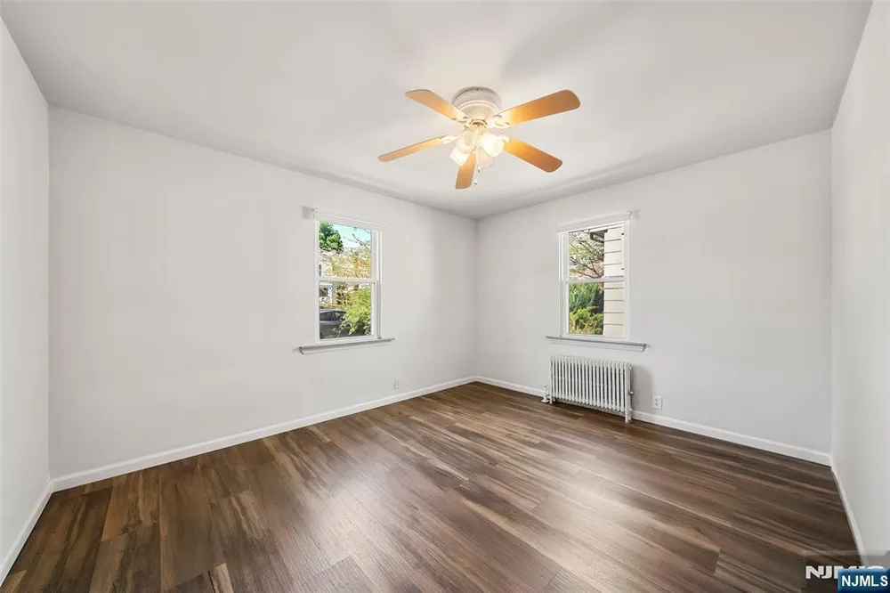 3 Wolcott Rd, Dumont, NJ 07628