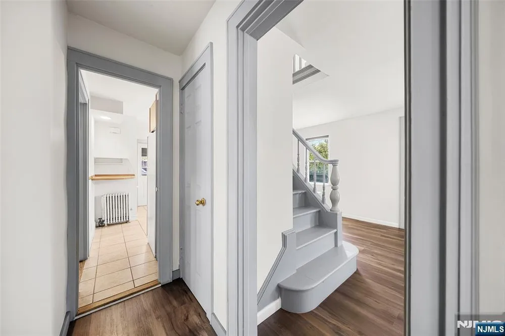 3 Wolcott Rd, Dumont, NJ 07628