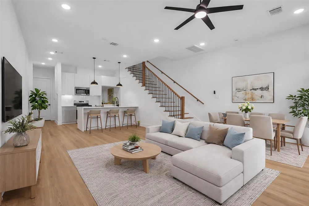 1504 Griffin St, Houston, TX 77009-1544