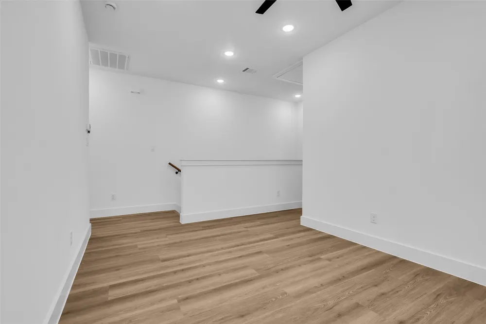 1504 Griffin St, Houston, TX 77009-1544