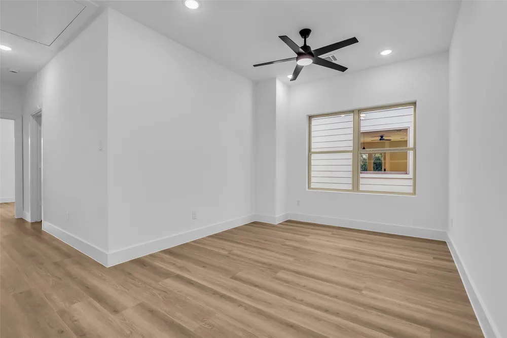 1504 Griffin St, Houston, TX 77009-1544