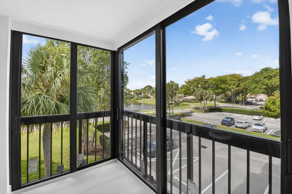 1732 Bridgewood Dr, Boca Raton, FL 33434