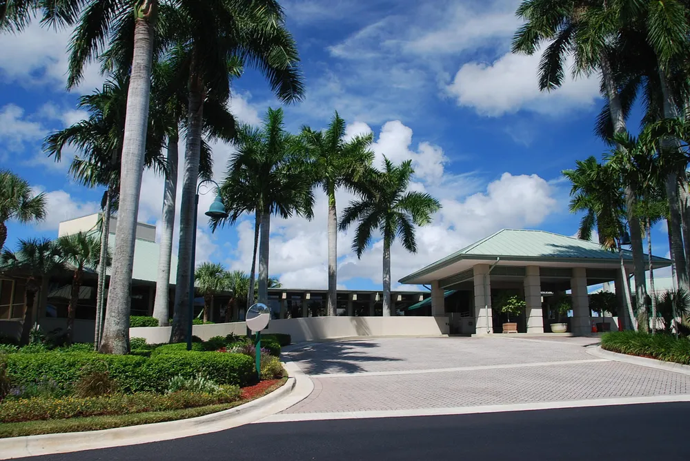 1732 Bridgewood Dr, Boca Raton, FL 33434
