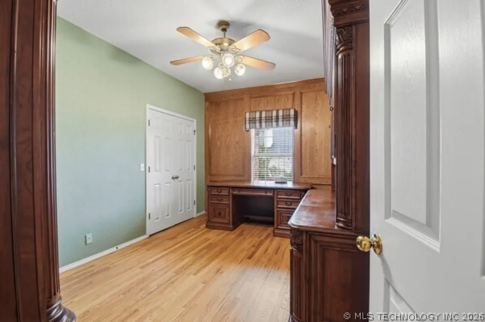 3603 S Orange Circle, Broken Arrow, OK 74011