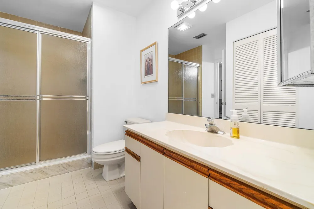 10137 Mangrove Dr, Boynton Beach, FL 33437