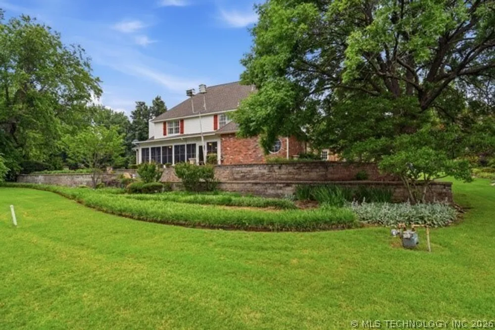 3603 S Orange Circle, Broken Arrow, OK 74011