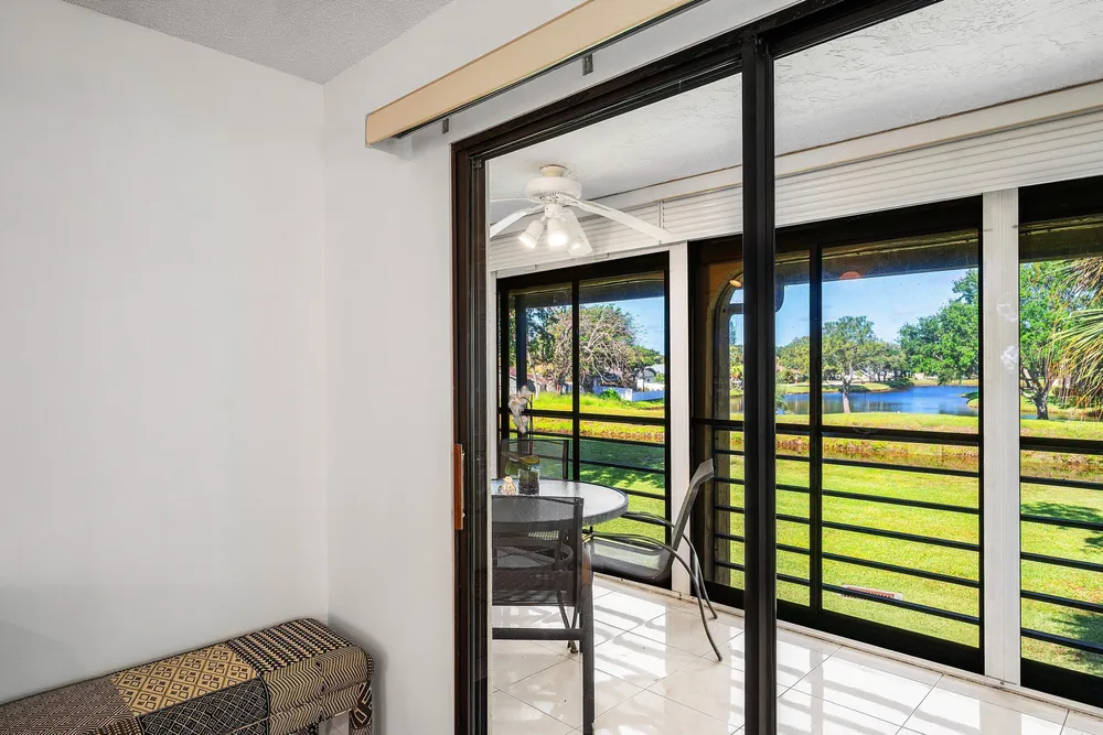 10137 Mangrove Dr, Boynton Beach, FL 33437