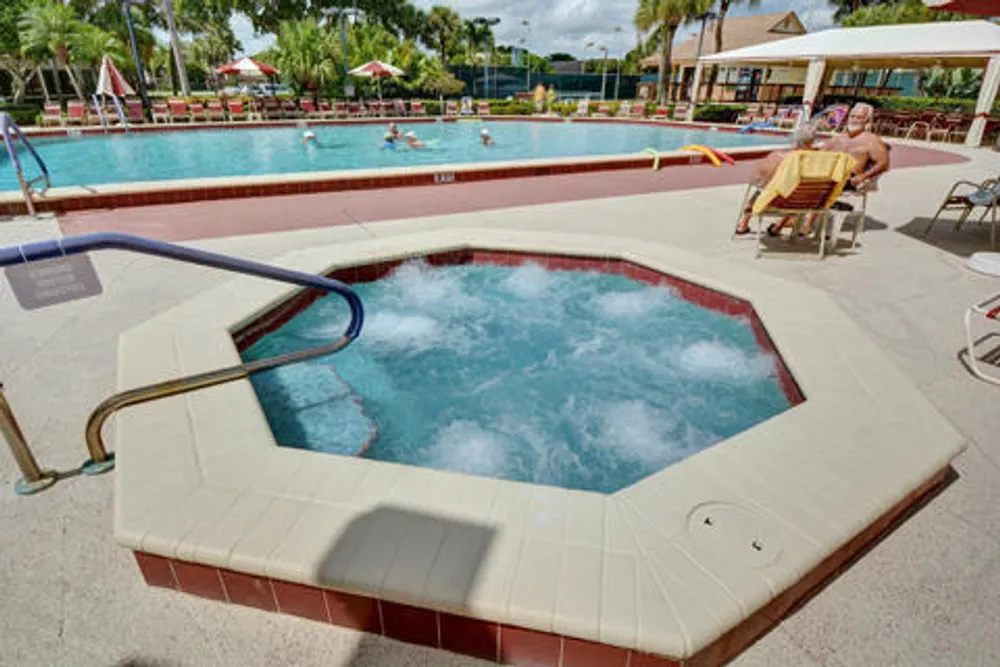 10137 Mangrove Dr, Boynton Beach, FL 33437