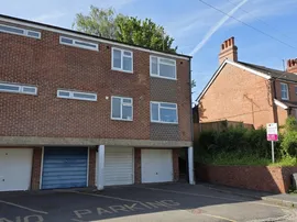 Holmesdale Road, North Holmwood, Dorking thumb 2