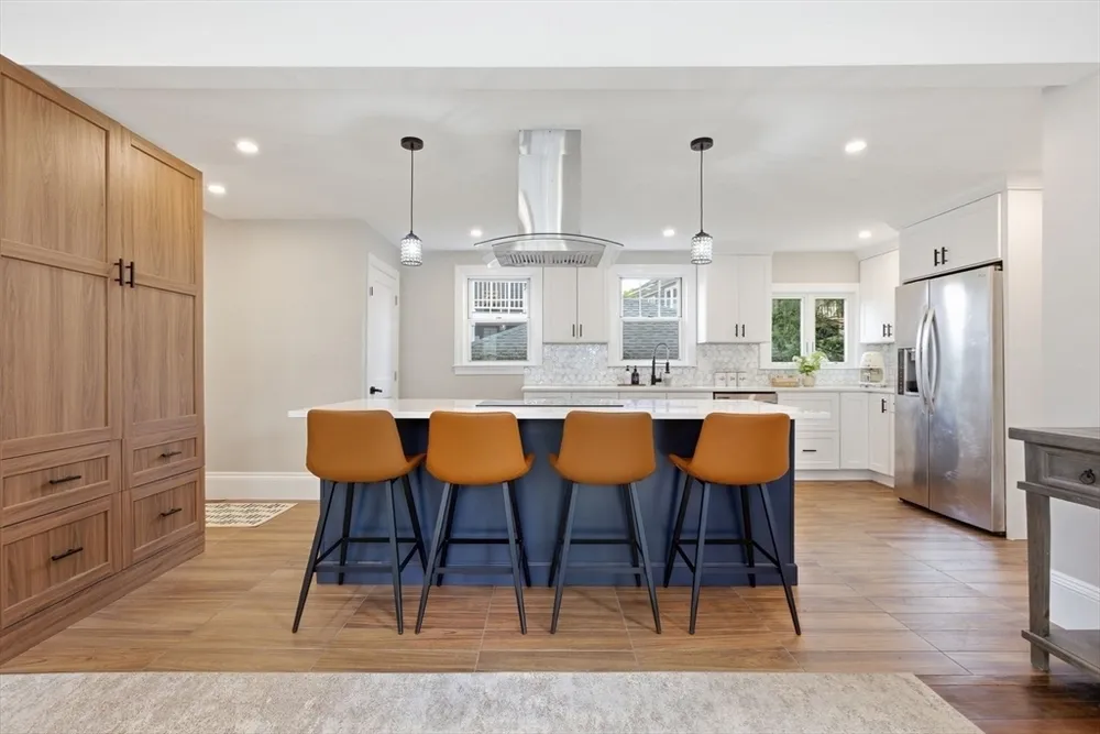 97 Trenton St, Melrose, MA 02176