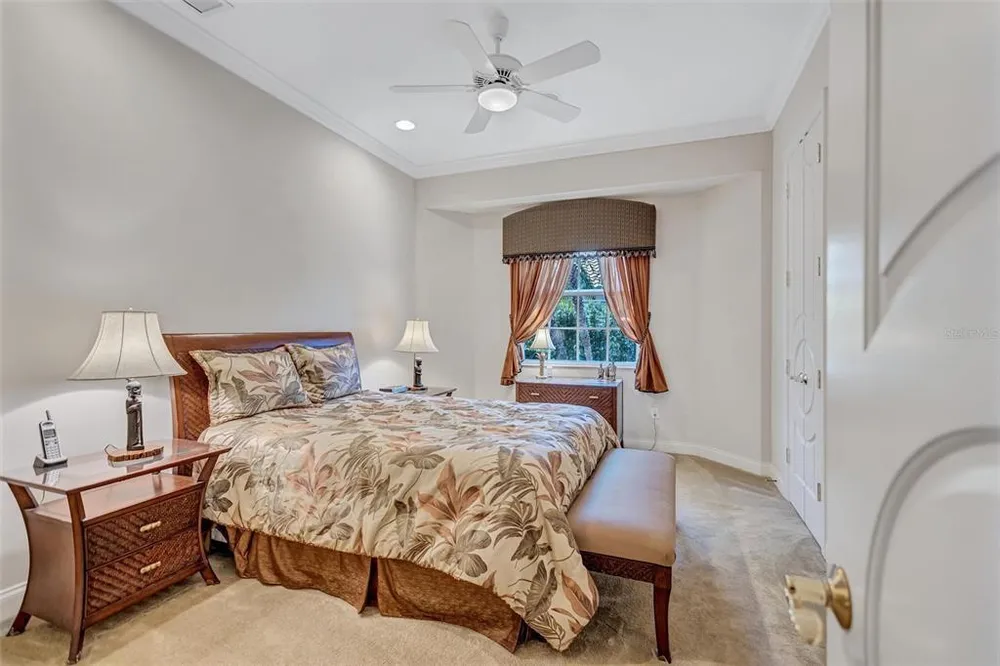 5207 Sand Lake Ct, Sarasota, FL 34238