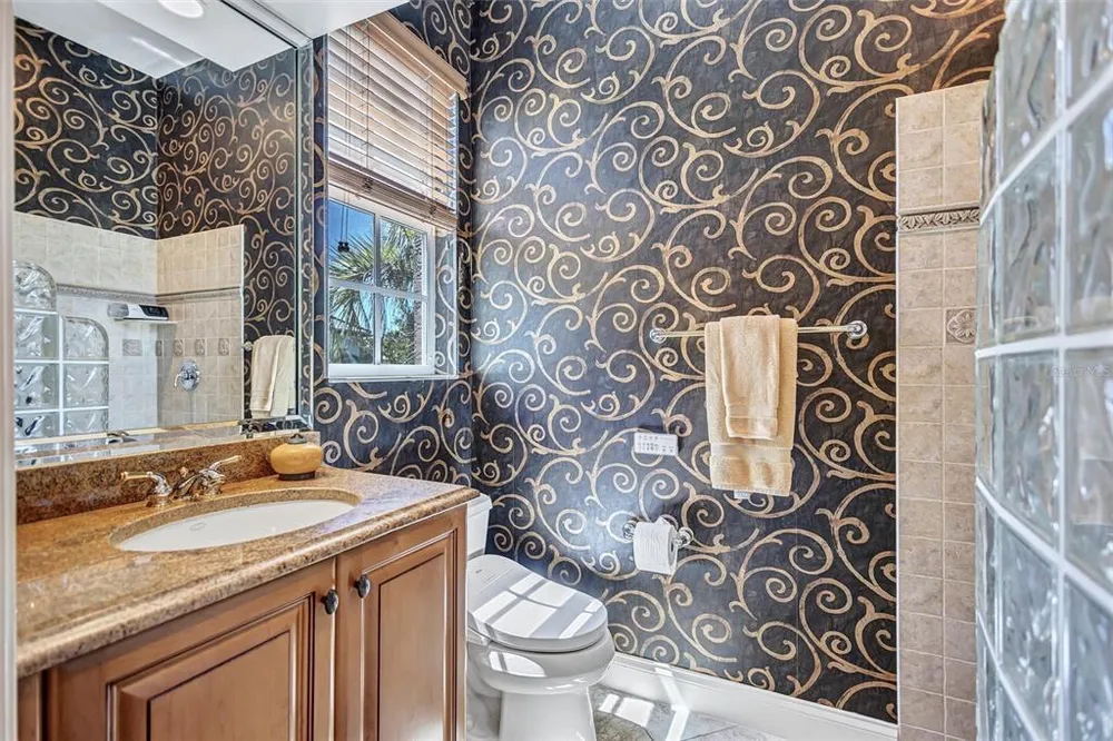 5207 Sand Lake Ct, Sarasota, FL 34238