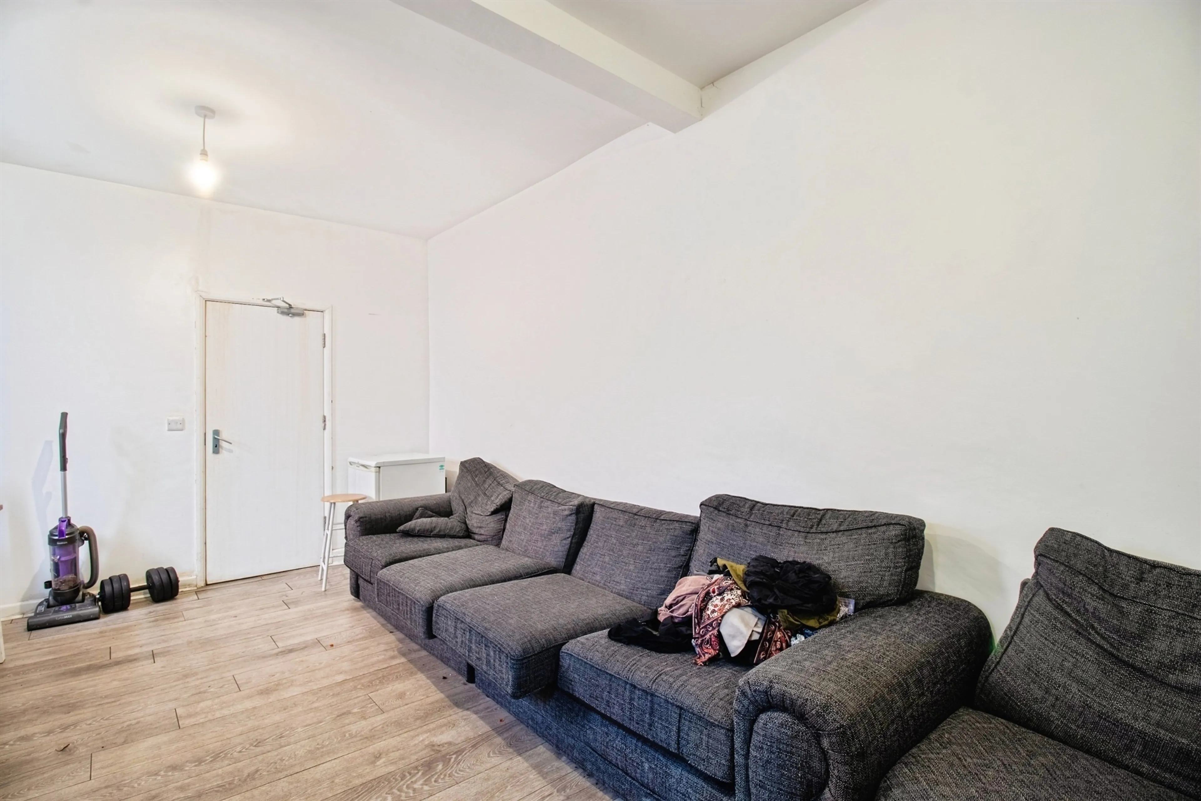 Property at Ashleigh Road, Leicester