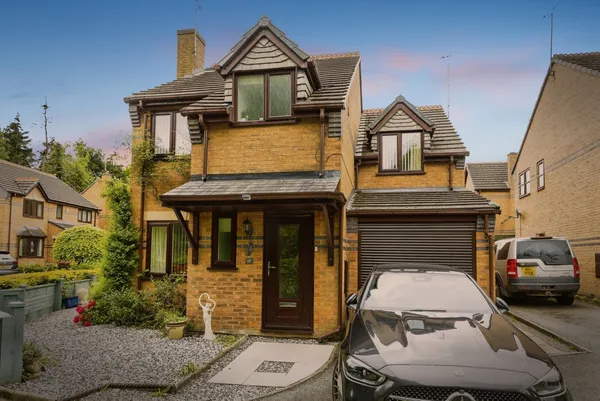 Parkland Walk, Ruabon, Wrexham, LL14