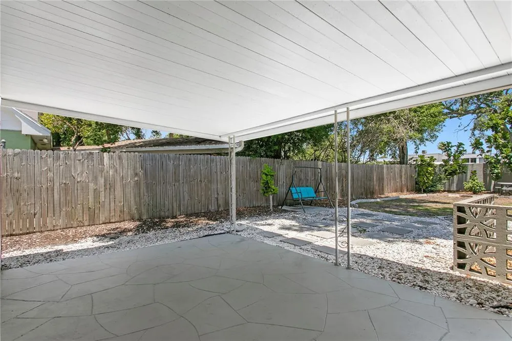 5103 W Cleveland St, Tampa, FL 33609