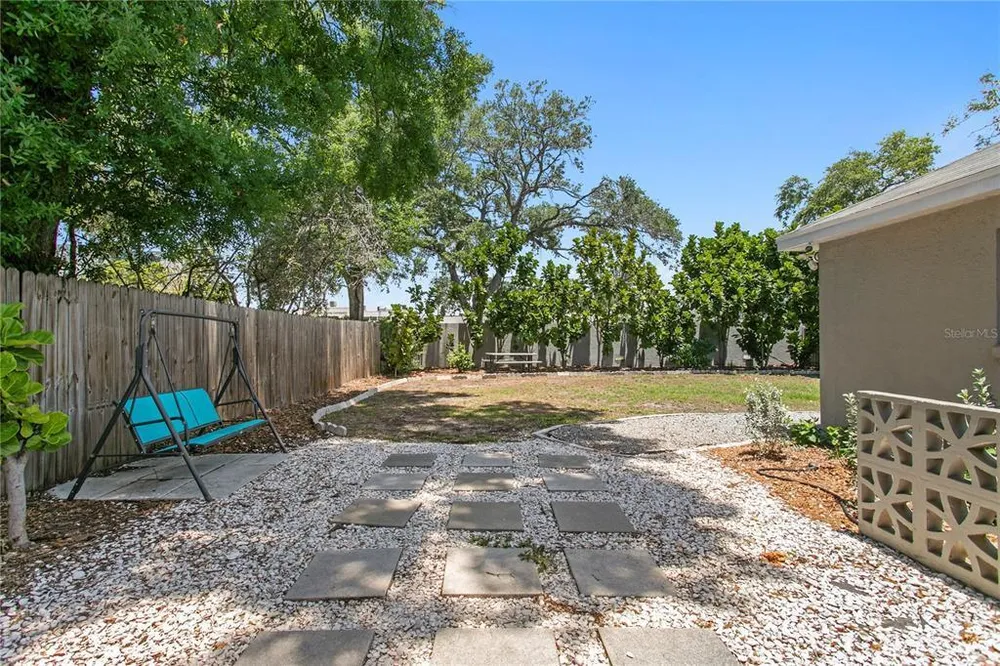 5103 W Cleveland St, Tampa, FL 33609