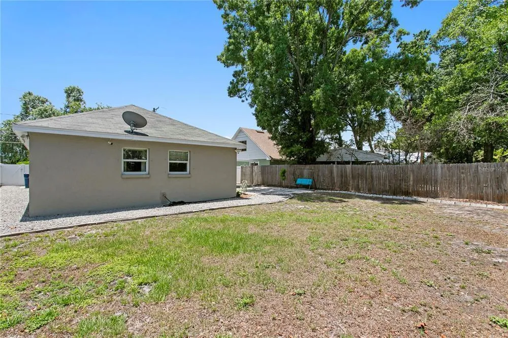 5103 W Cleveland St, Tampa, FL 33609
