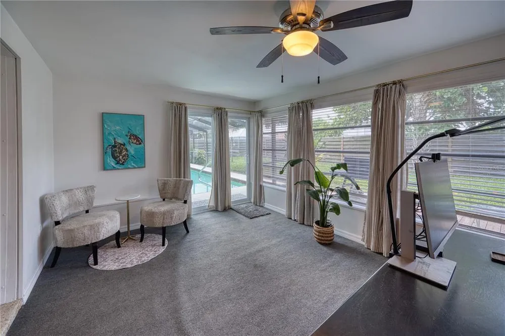 510 Dona Dr, Nokomis, FL 34275