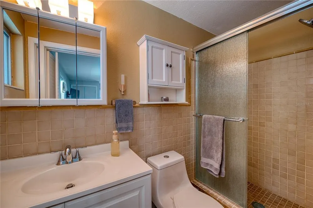 510 Dona Dr, Nokomis, FL 34275
