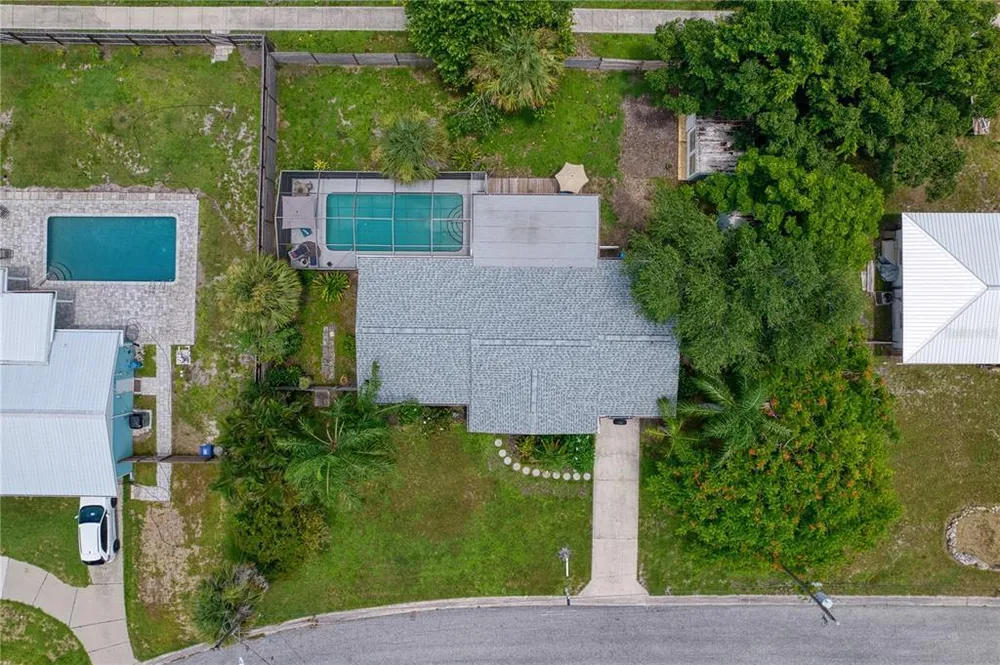 510 Dona Dr, Nokomis, FL 34275