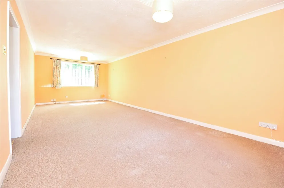 Property carousel item 11