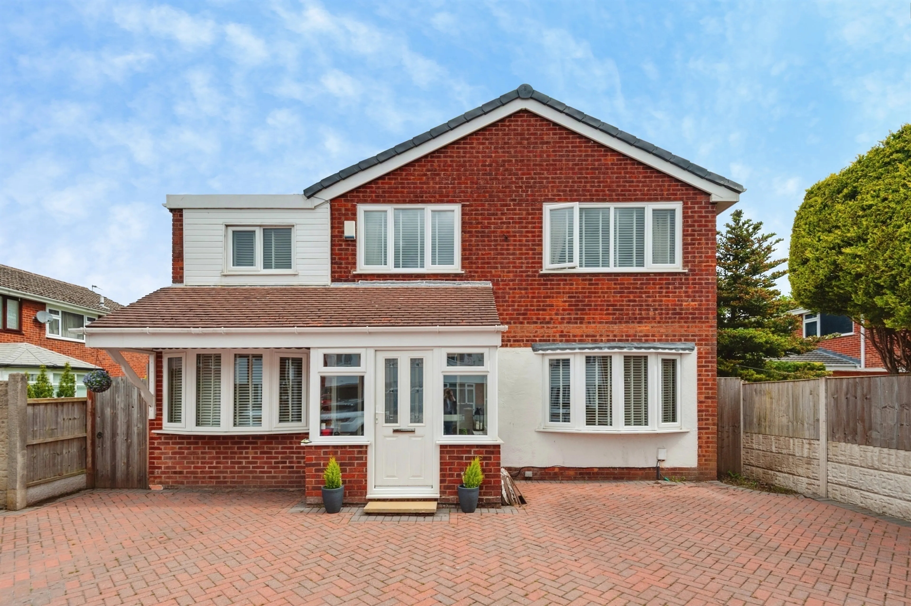 Property photo 0