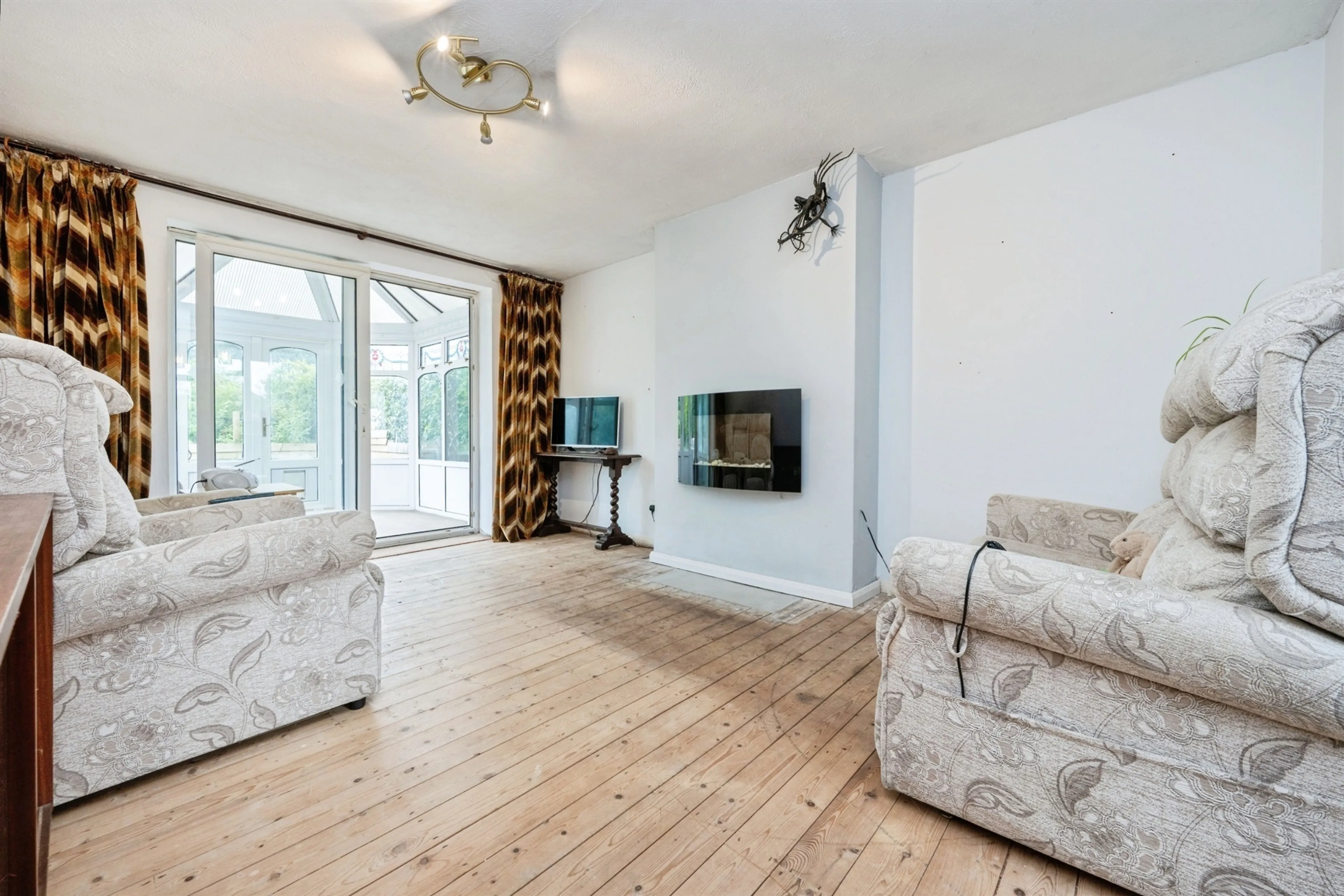 Property at Bromley, Long Marston, Tring