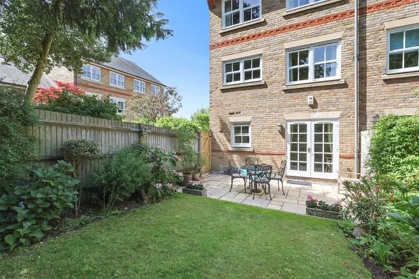 Burlington Place, Reigate, Surrey, RH2