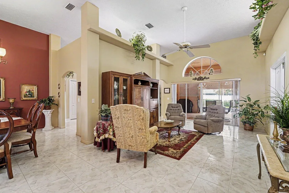 3306 SE Ford Ln, Port St Lucie, FL 34984