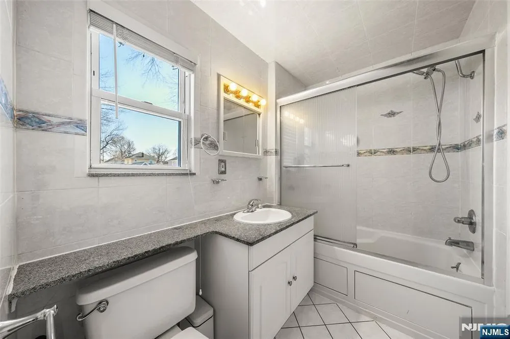 185 Larch Ave, Teaneck, NJ 07666