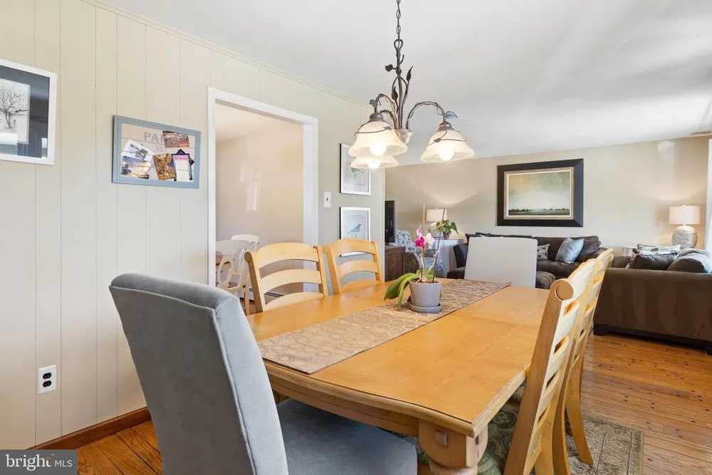 423 Jefferson St, Plymouth Meeting, PA 19462