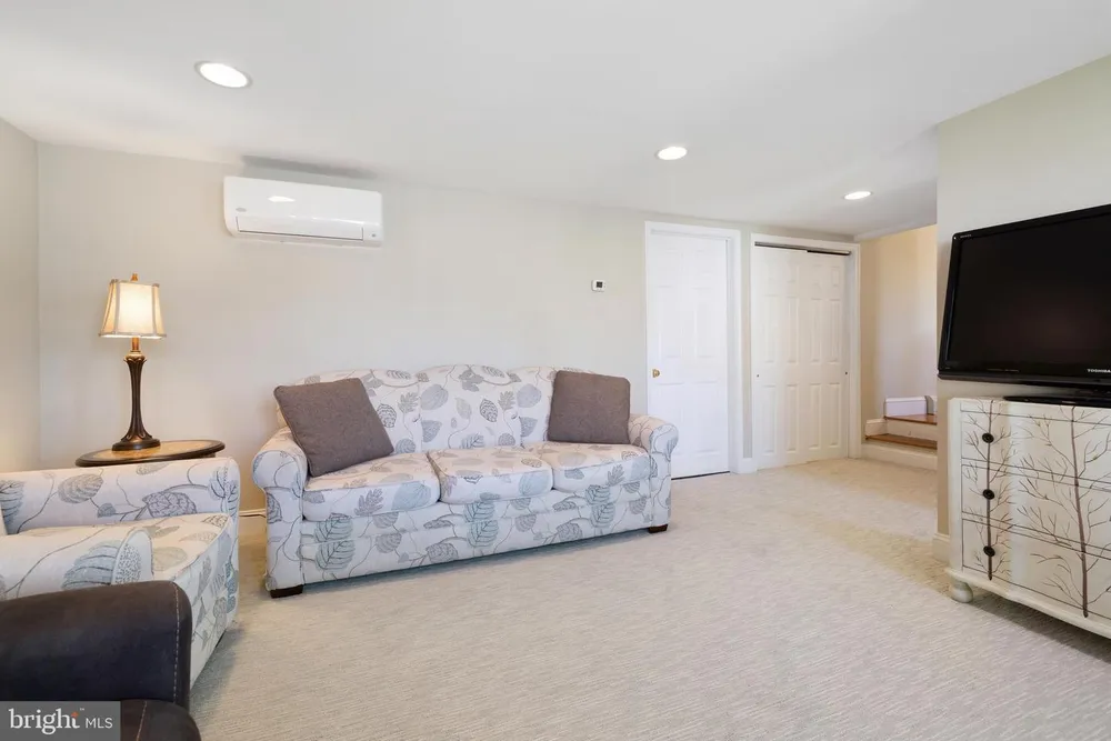 423 Jefferson St, Plymouth Meeting, PA 19462