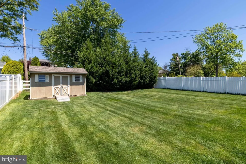423 Jefferson St, Plymouth Meeting, PA 19462