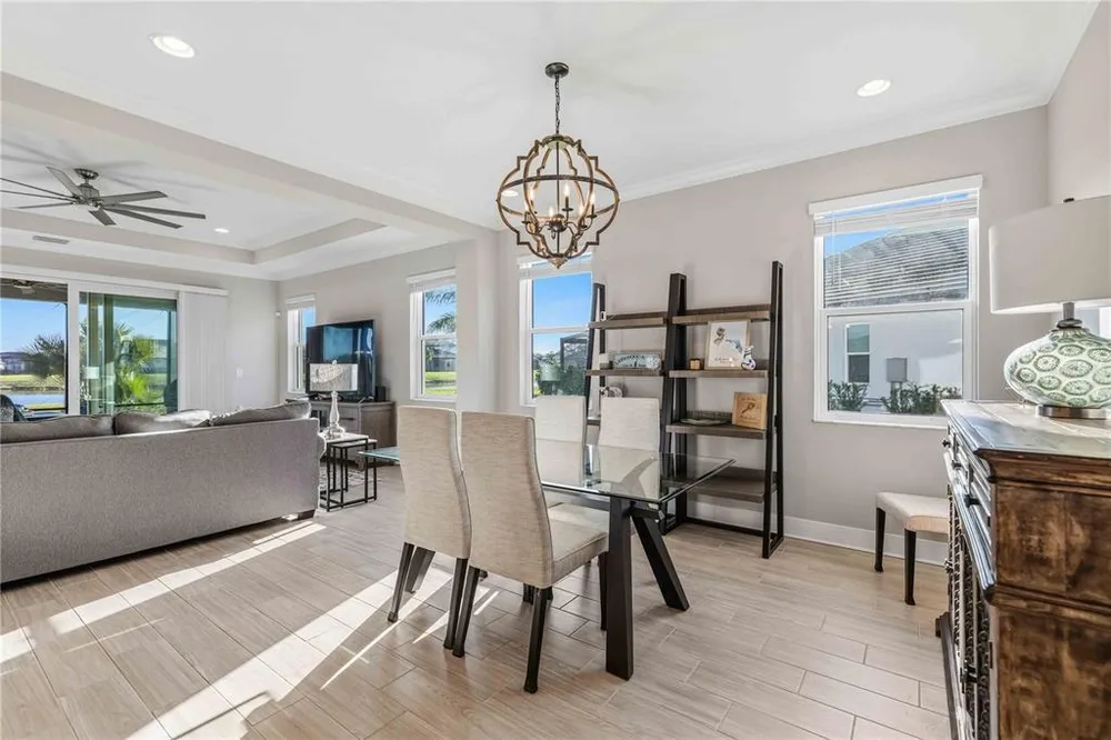 17109 Sweetwater Village Dr, Lakewood Ranch, FL 34211-5572