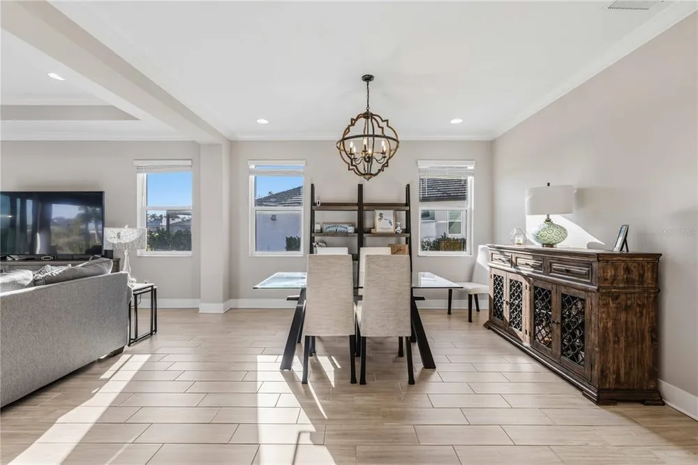 17109 Sweetwater Village Dr, Lakewood Ranch, FL 34211-5572