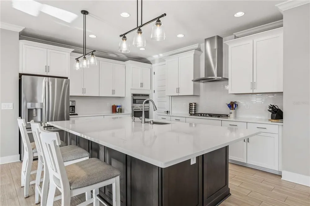 17109 Sweetwater Village Dr, Lakewood Ranch, FL 34211-5572