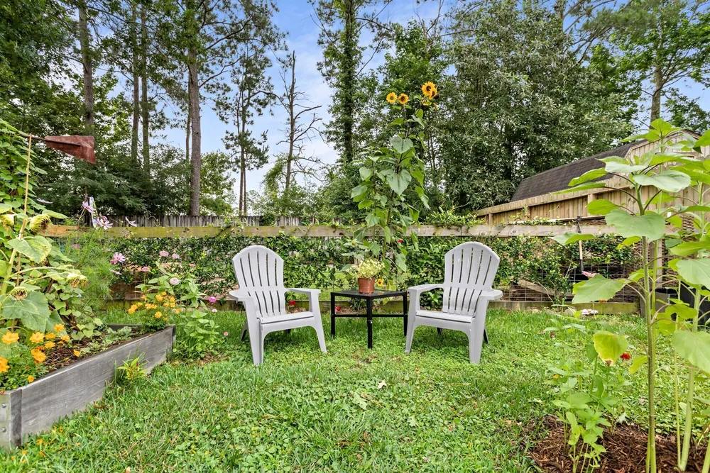 6335 Jenny Ln, Lumberton, TX 77657